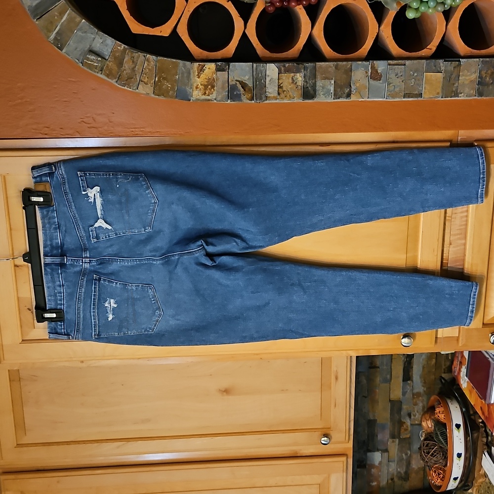 American Eagle Distressed Blue The Dream Jean Curvy Hi-Rise Jegging Jeans - Picture 2 of 3